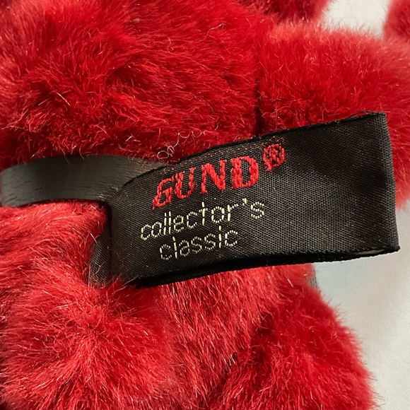 1992 Gund YULEBEARY Red Jointed Teddy Bear with Black Cobblers Apron - Picture 2 of 4